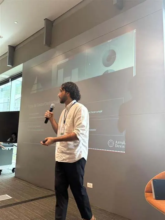 Imagen Esteban Arrubla en capacitación ISAGEN